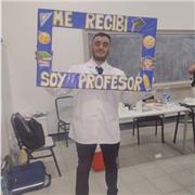Profesor imparte clases particulares de matemática